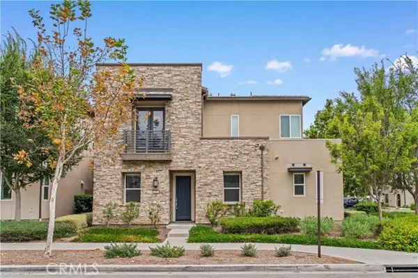 220 Follyhatch, Irvine, CA 92618