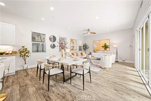 220 Follyhatch, Irvine, CA 92618 - #2