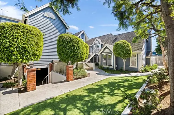 810 Baker  #210, Costa Mesa, CA 92626