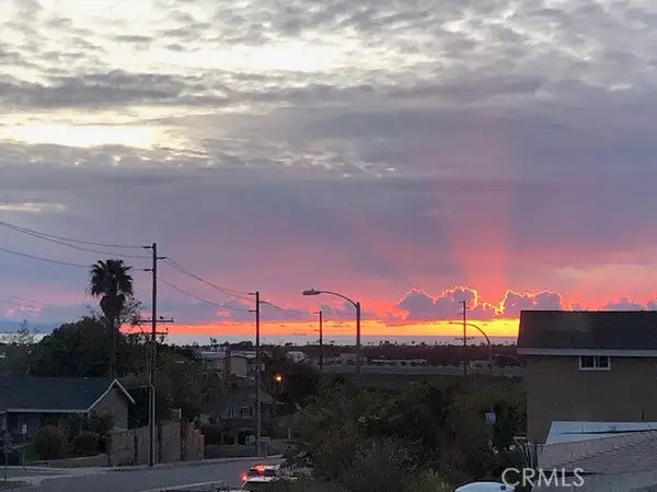 1010 19th, Costa Mesa, CA 92627