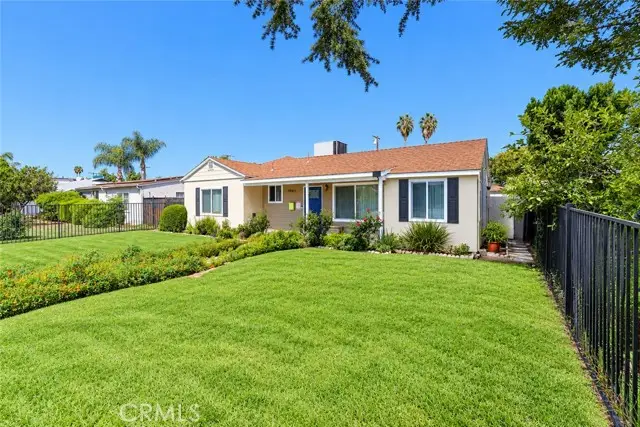 19417 Vanowen, Reseda, CA 91335 - #2