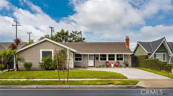 17751 Lewis, Huntington Beach, CA 92647