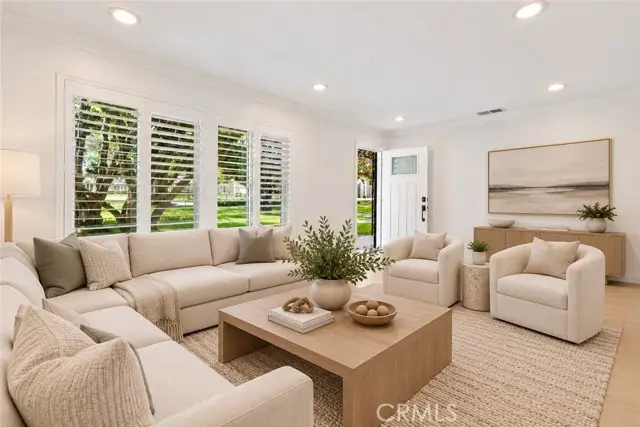 3165 College, Costa Mesa, CA 92626 - #3