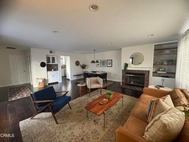 394 Los Robles Avenue  #2, Pasadena, CA 91101 - Image #2