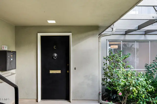938 Orange Grove Boulevard  #C, Pasadena, CA 91105 - Image #3