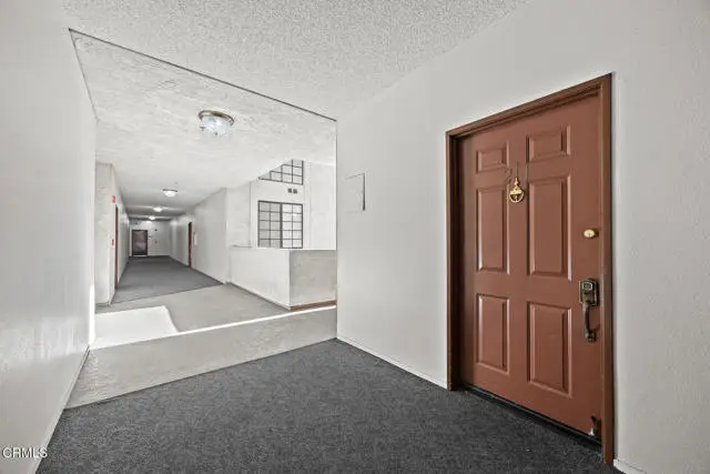 235 Holliston Avenue  #211, Pasadena, CA 91106 - Image #3