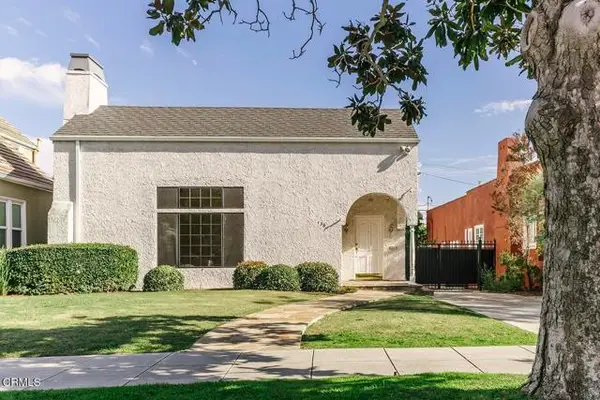 136 Arden Boulevard, Los Angeles, CA 90004