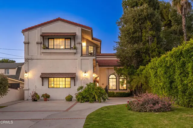 3851 4th Avenue, Glendale, CA 91214 - #2