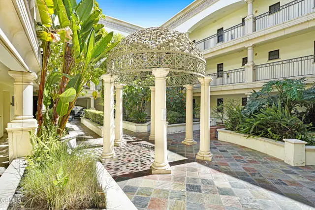 333 Hill Avenue  #210, Pasadena, CA 91106 - #3