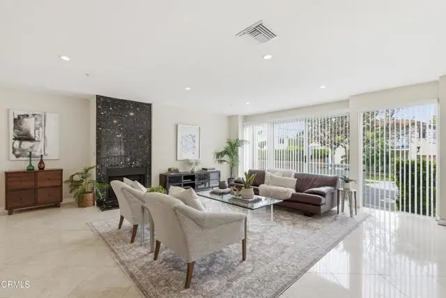 628 South Street  #B, Glendale, CA 91202 - #1