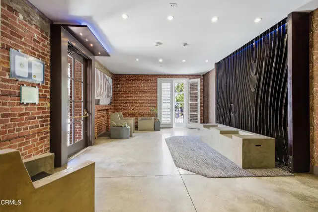 139 Los Robles Avenue  #205, Pasadena, CA 91101 - #3