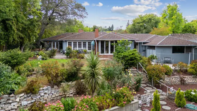 350 Glen Summer Road, Pasadena, CA 91105 - #1