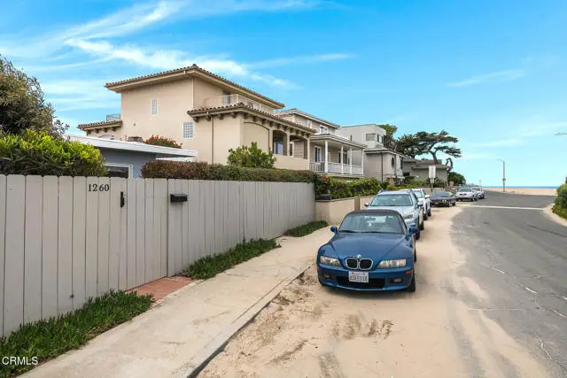 1260 Marthas Vineyard Court, San Buenaventura Ventura, CA 93001 - #2