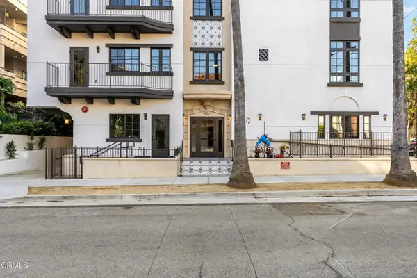 139 Oak Knoll Avenue  #102, Pasadena, CA 91101