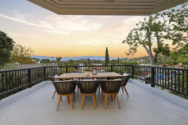 2001 Kenilworth Avenue, Los Angeles, CA 90039