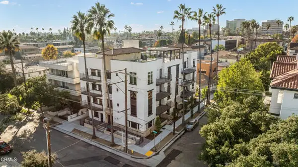 139 Oak Knoll Avenue  #203, Pasadena, CA 91101