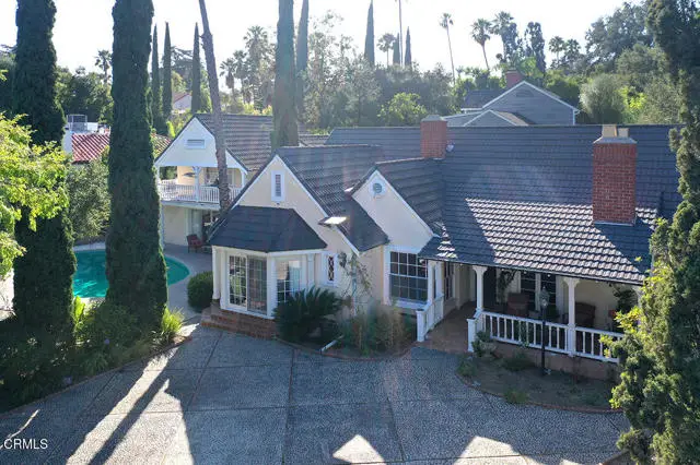 1535 Royal Boulevard, Glendale, CA 91207 - #2