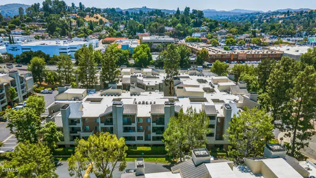 5500 Owensmouth Avenue  #104, Woodland Hills, CA 91367 - #1