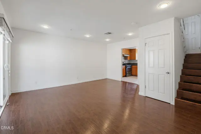 2737 Montrose Avenue  #105, Montrose, CA 91020 - #3
