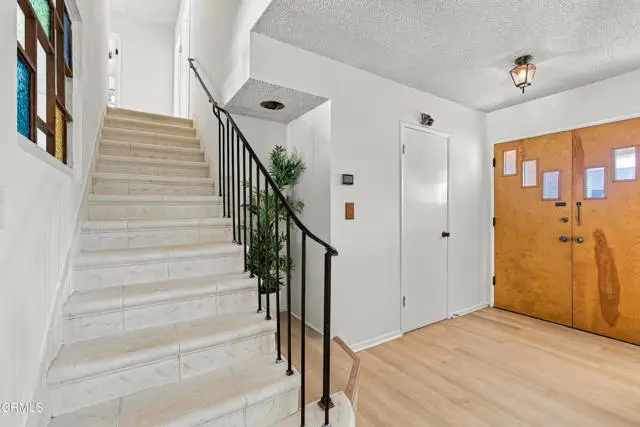 20601 Kingsbury Street, Chatsworth, CA 91311 - #3
