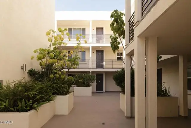 10609 Bloomfield Street  #207, North Hollywood, CA 91602 - #3