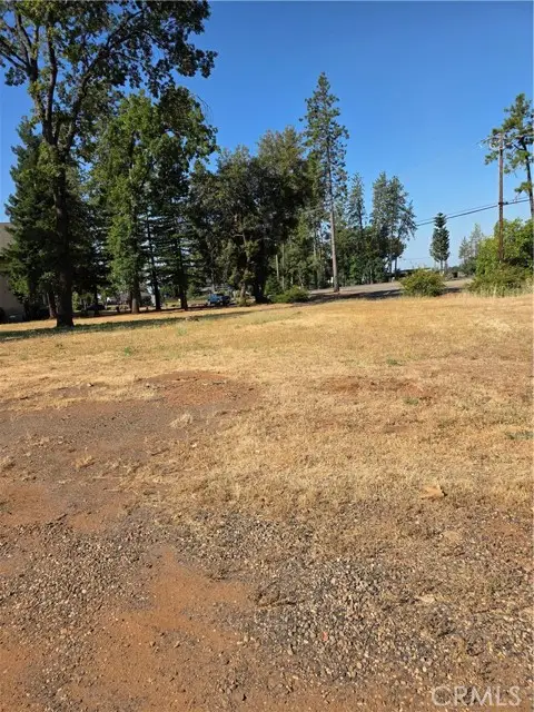 1906 Feather River, Paradise, CA 95969