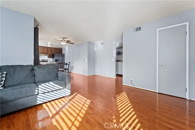 811 Cinnamon Lane, Duarte, CA 91010 - Image #3