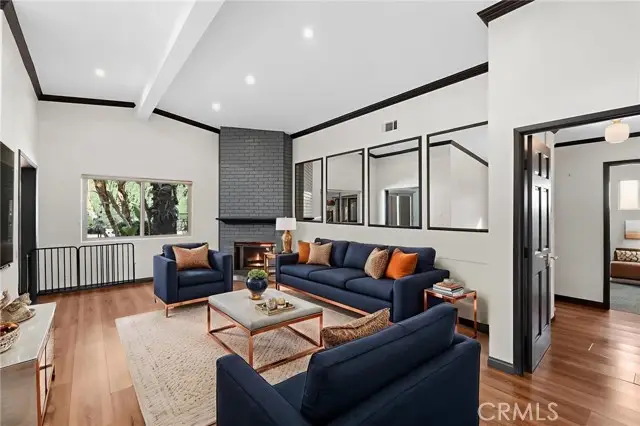 6417 Graves, Van Nuys, CA 91406 - #3