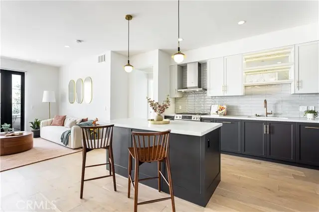 1333 Orange Grove Avenue  #111, Los Angeles, CA 90019 - Image #1