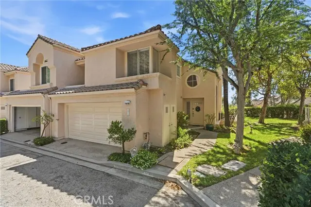 1872 Caminito De La Narcissa, Glendale, CA 91208 - #1