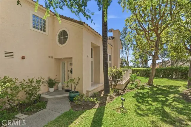 1872 Caminito De La Narcissa, Glendale, CA 91208 - #3