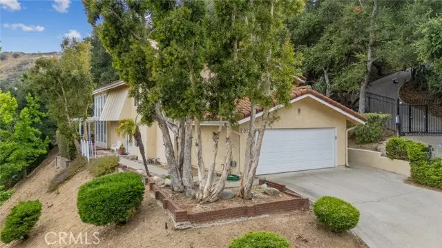 2321 Via Saldivar, Glendale, CA 91208 - #3