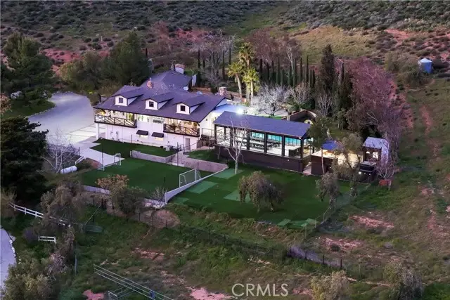 9557 Hierba, Santa Clarita, CA 91390 - #1