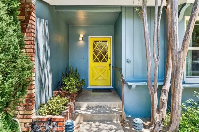 17061 Parthenia Street, Northridge, CA 91325 - #2