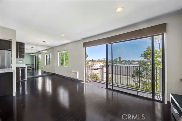 1930 Vermont  #302, Los Angeles, CA 90027 - #2