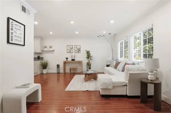 4189 Vineland Avenue  #111, Studio City, CA 91602