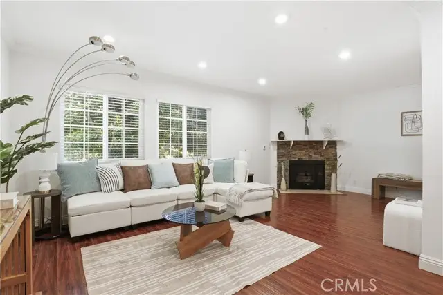 4189 Vineland Avenue  #111, Studio City, CA 91602 - #3