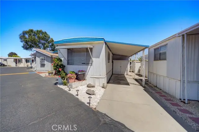1095 Mccoy Lane  #27, Santa Maria, CA 93455 - Image #3