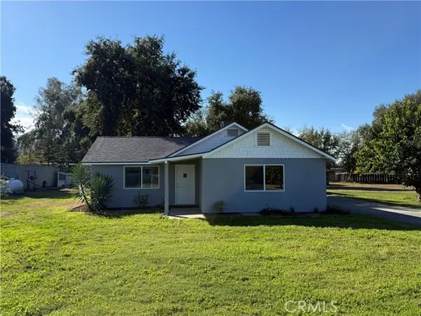 24323 Avenue 324, Woodlake, CA 93286