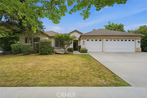 6111 Pryor Court, Visalia, CA 93277