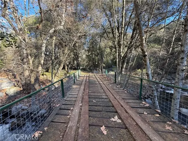 41505 A Mountain 56, California Hot Springs, CA 93207