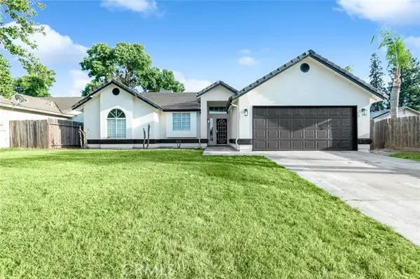 1509 Vine Court, Visalia, CA 93292