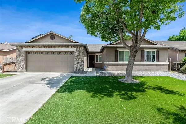 4830 Nellis, Visalia, CA 93277