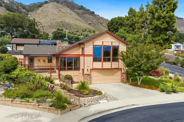 105 Park Pl, Pismo Beach, CA 93449 - #1