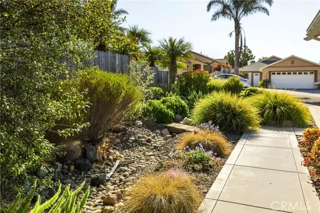 1145 Rose Ct, Grover Beach, CA 93433 - #3