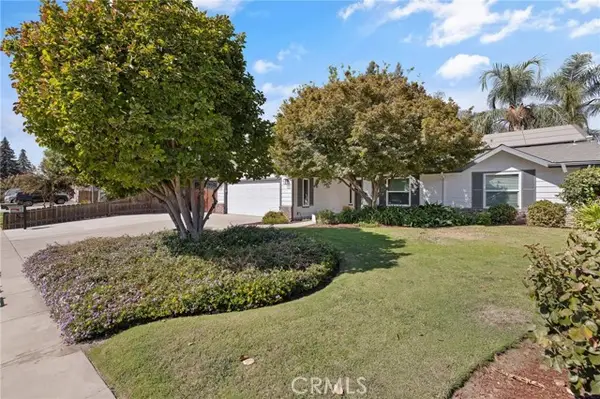 2632 Paradise, Visalia, CA 93292