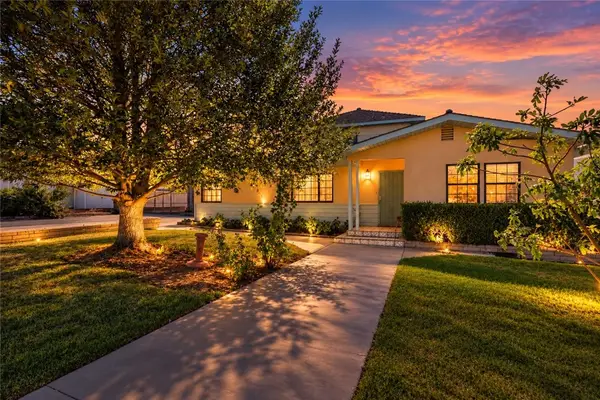 165 Avenue L, Calimesa, CA 92320