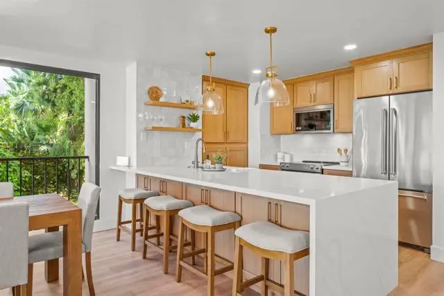 2500 Torrey Pines Rd  #305, La Jolla, CA 92037 - Image #3