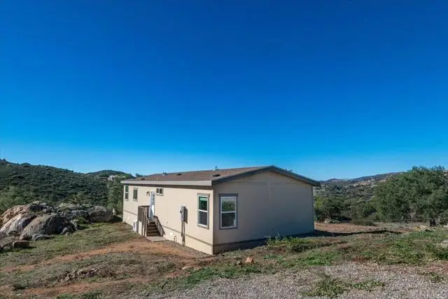 22815 Illahee Dr, Alpine, CA 91901 - #2
