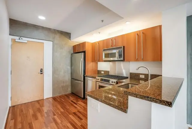 321 10Th Avenue  #1303, San Diego, CA 92101 - Image #2